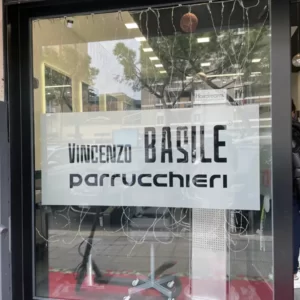 produzione adesivi vetrofanie bari