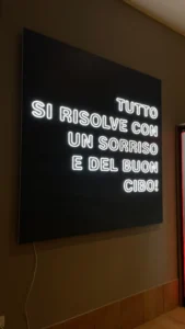 insegne tubo led flessibile bari